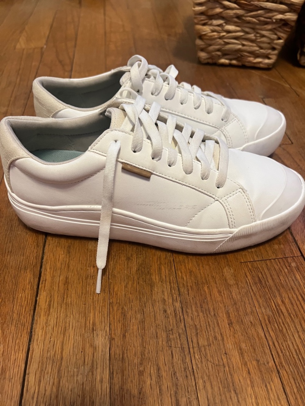 Dr. Scholl's White Women's Sneakers - Picture 5 of 16